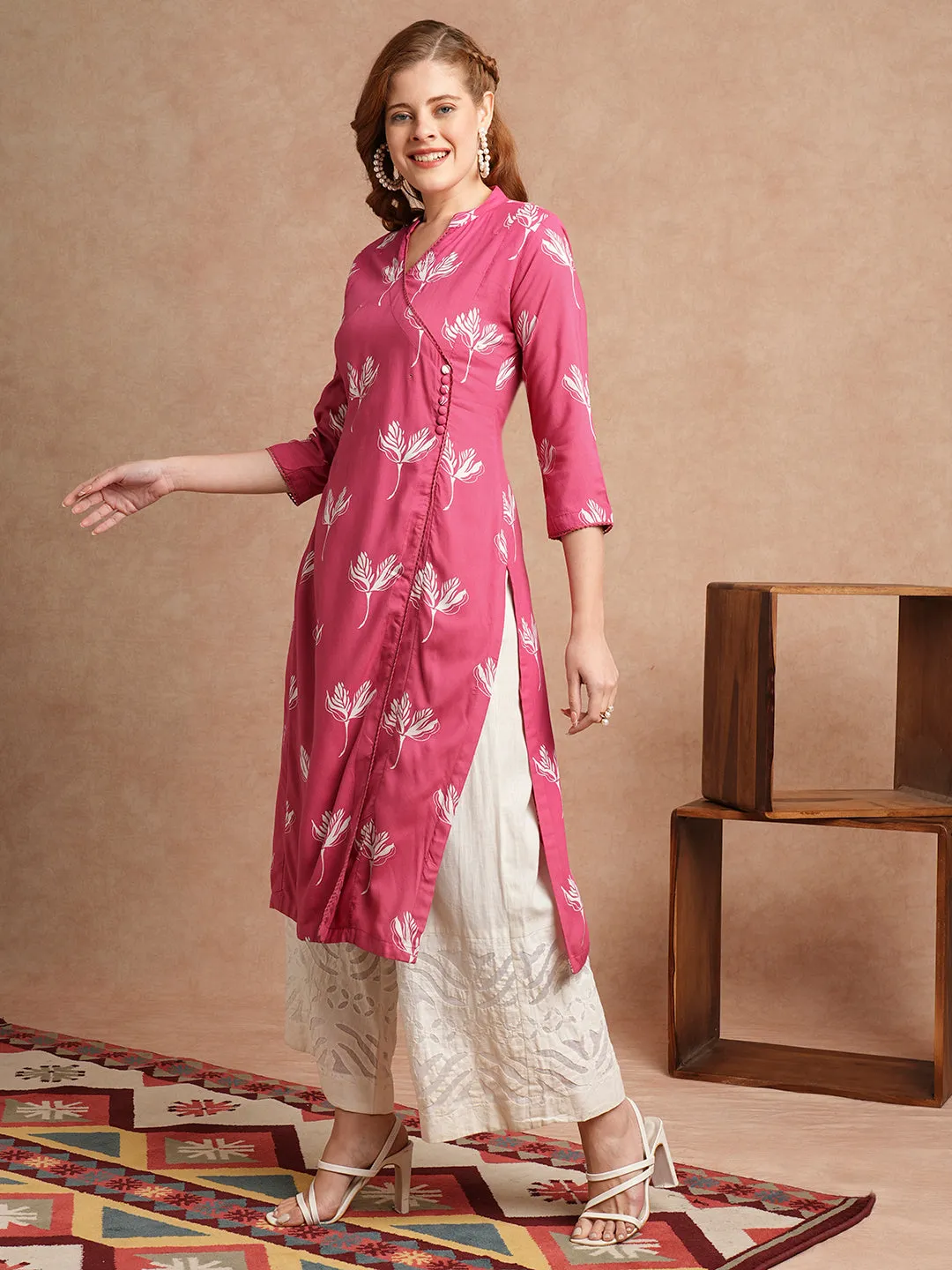 Abstract Floral Printed Straight Fit Kurta - Pink