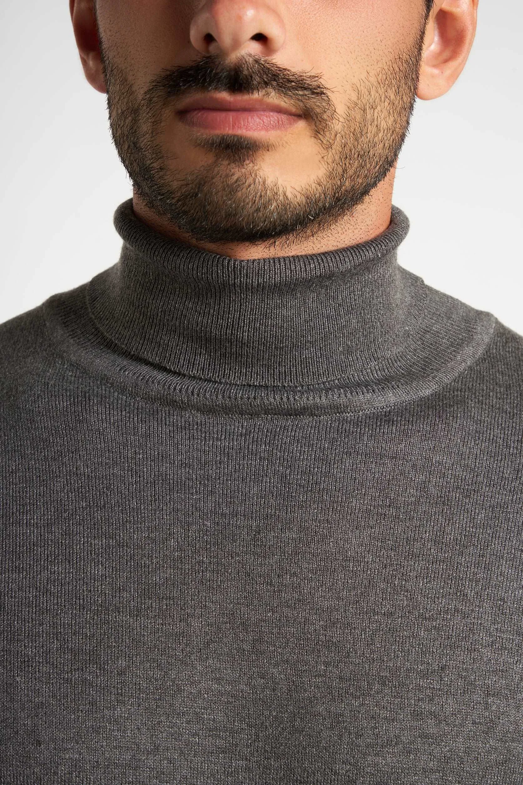 Charcoal Rounded-Neck Pullover(10)