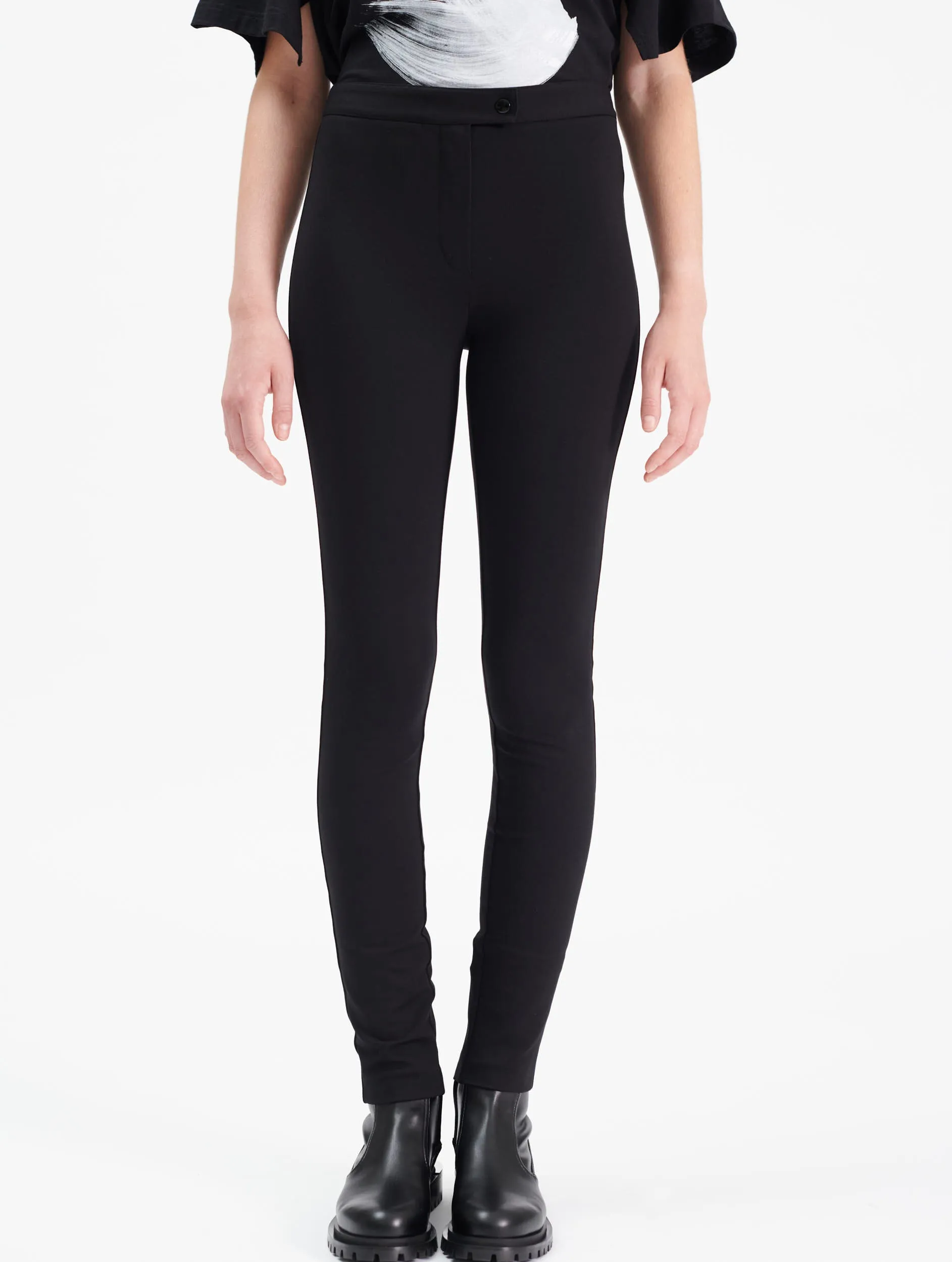 Close-fit jersey trousers