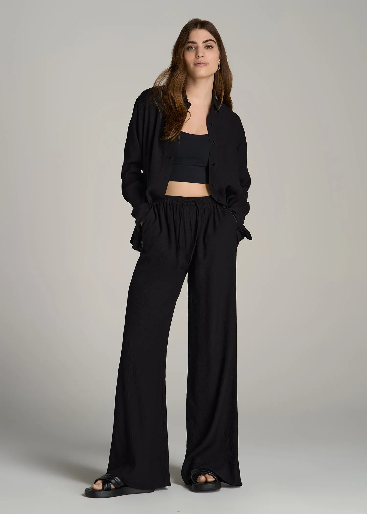 Crinkle Pull-on Wide-leg Pants for Tall Women in Black