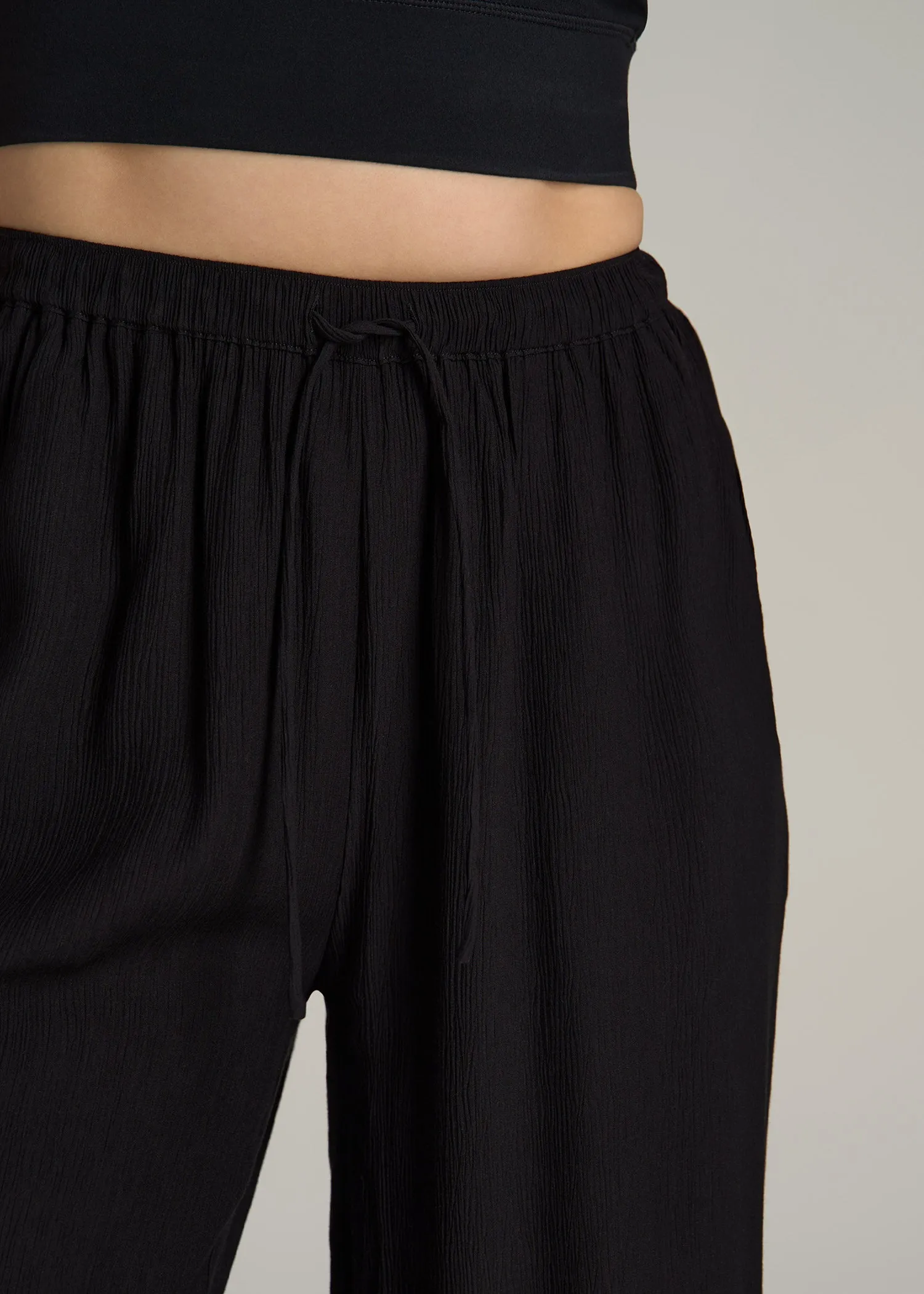 Crinkle Pull-on Wide-leg Pants for Tall Women in Black