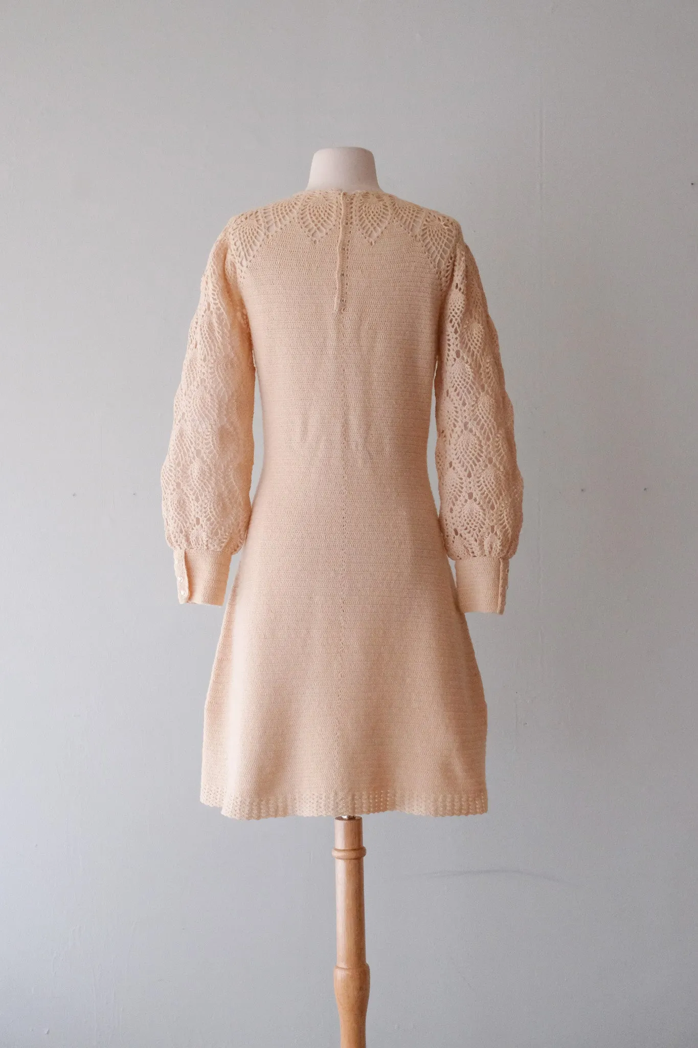 Cutest 1970's Ivory Cream Crochet Knit Day Dress/ Sz M