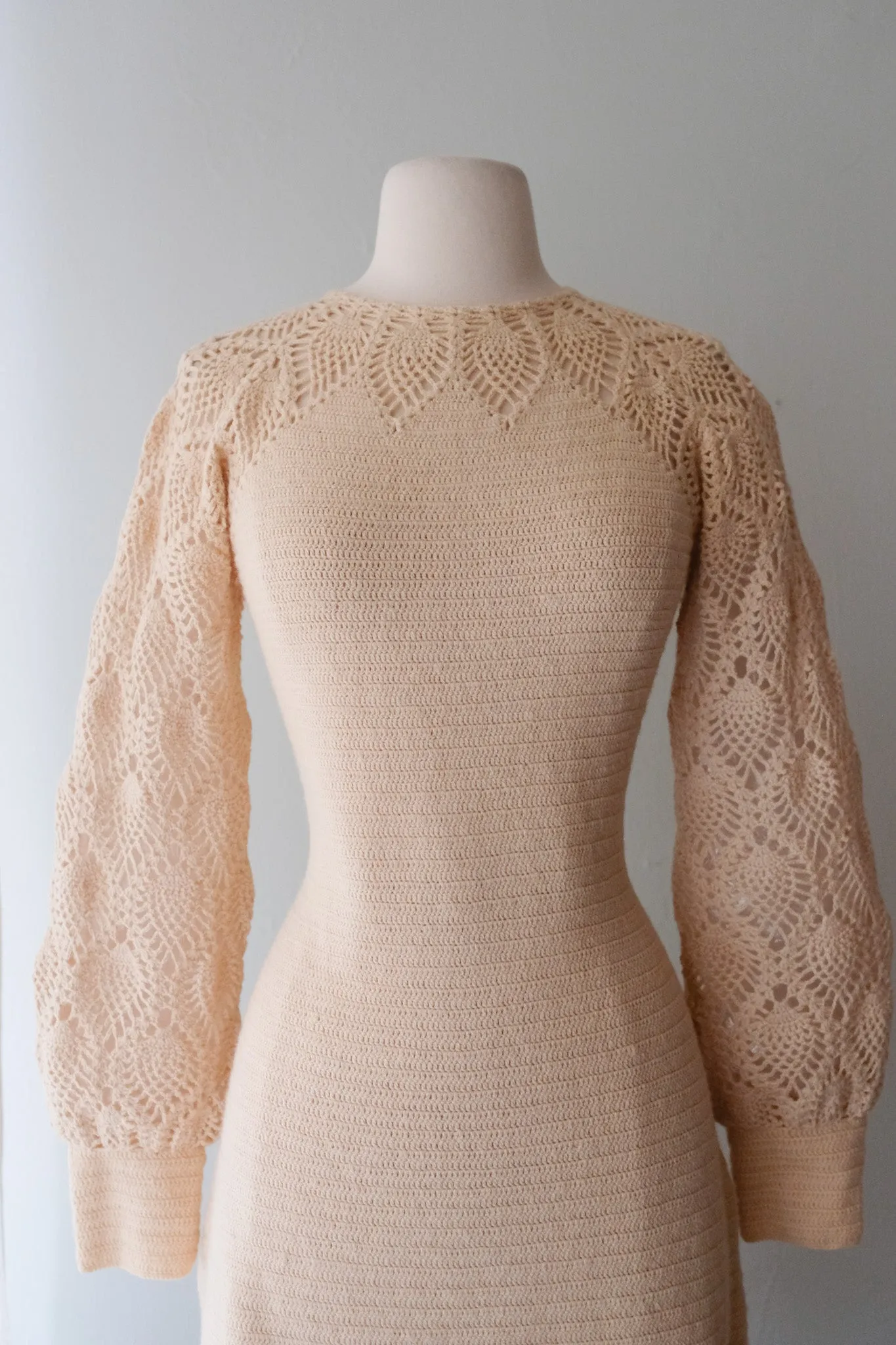 Cutest 1970's Ivory Cream Crochet Knit Day Dress/ Sz M