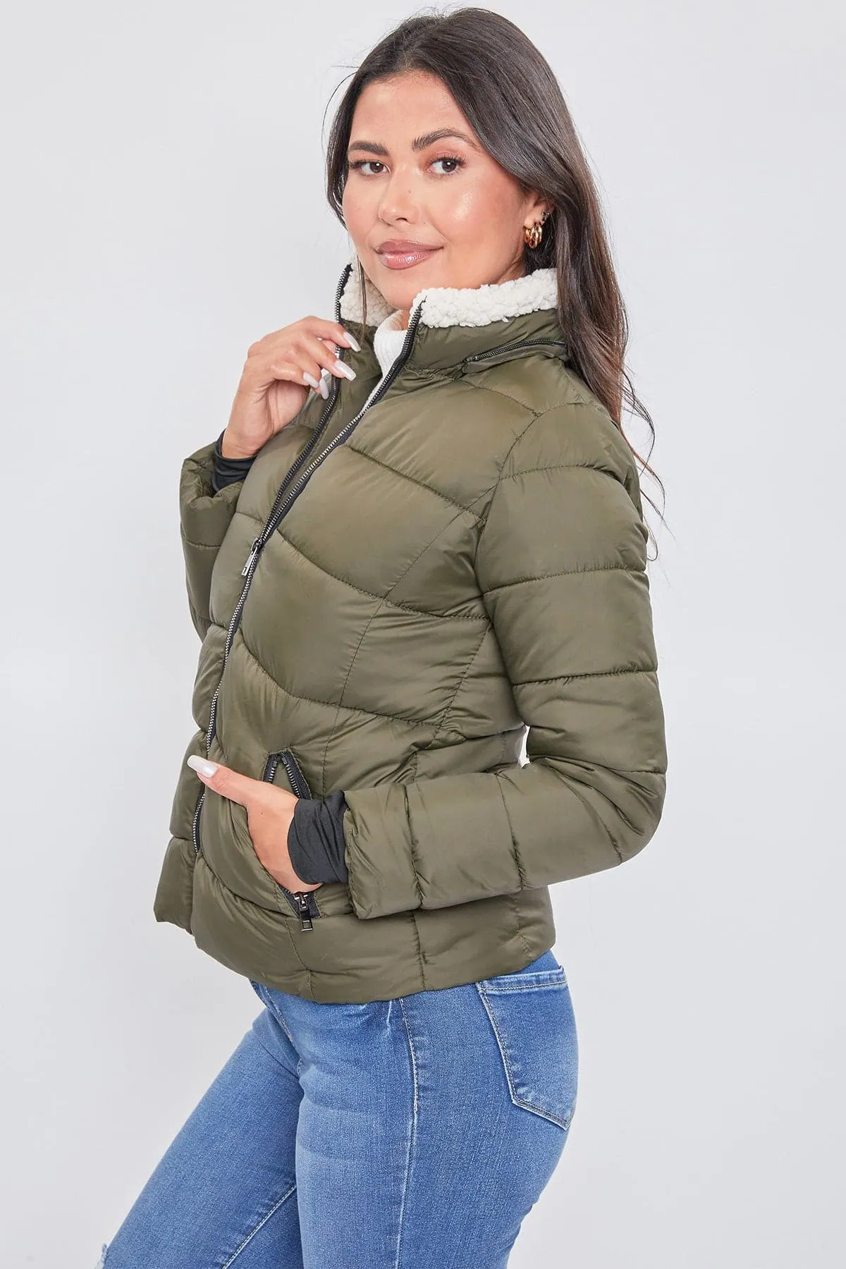 Women's Winter Puffer Jacket With Sherpa Fur Hoodie